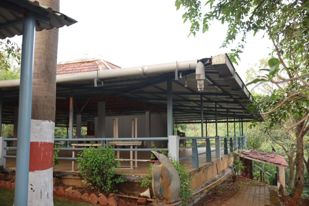 לינה וארוחת בוקר Nisarg Farm Mulshi מראה חיצוני תמונה